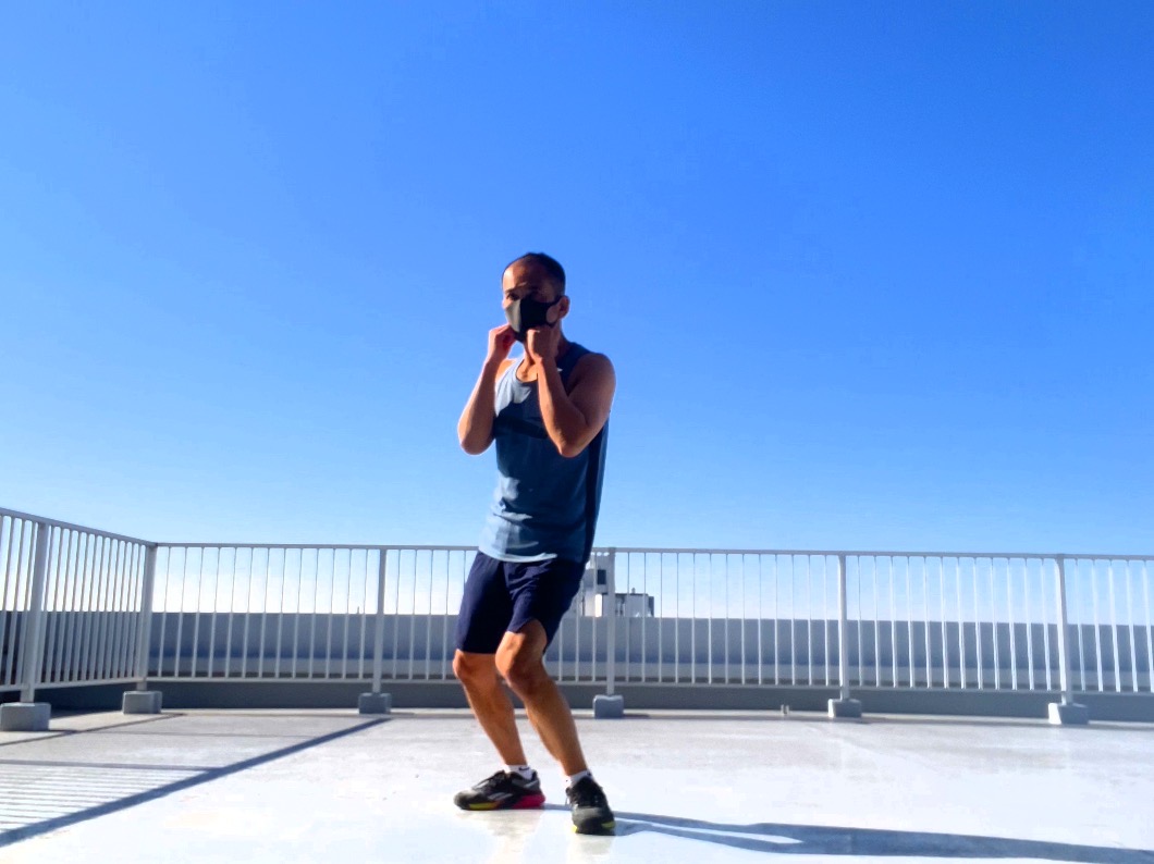 ボディコンバット,レスミルズ,レスミルズインストラクター,ボディコンバット93,ウォーミングアップ上半身,ポイント